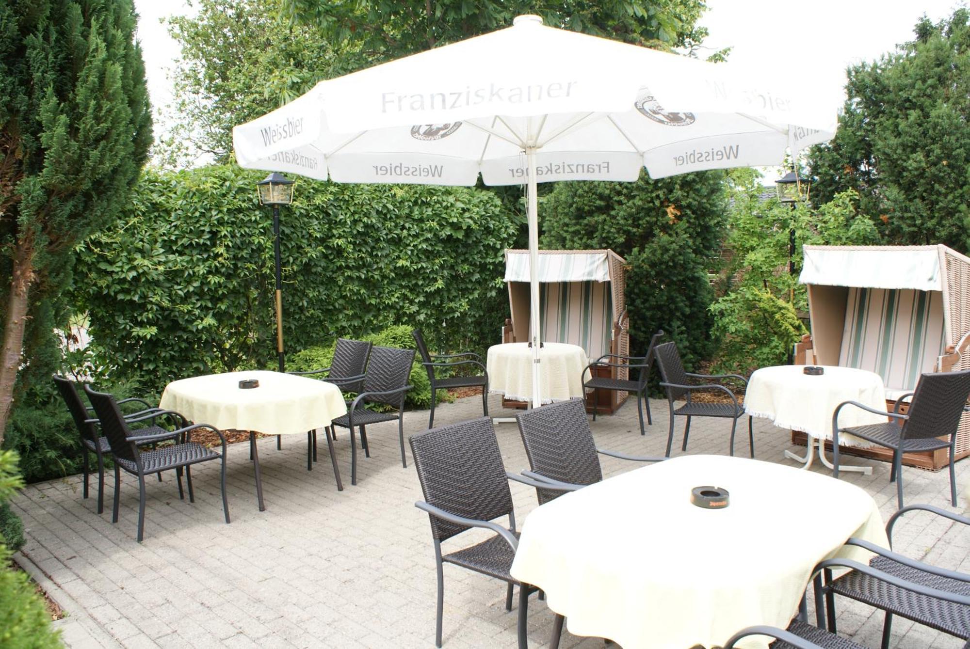 Kastanienhof Hotel Garni Zinnowitz Buitenkant foto